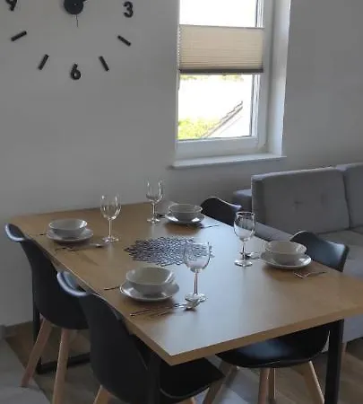 Spij W Kudowie I Goscinne ホームステイ クドヴァ・ズドゥルイ