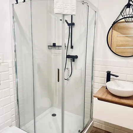 Spij W Kudowie I Goscinne * クドヴァ・ズドゥルイ